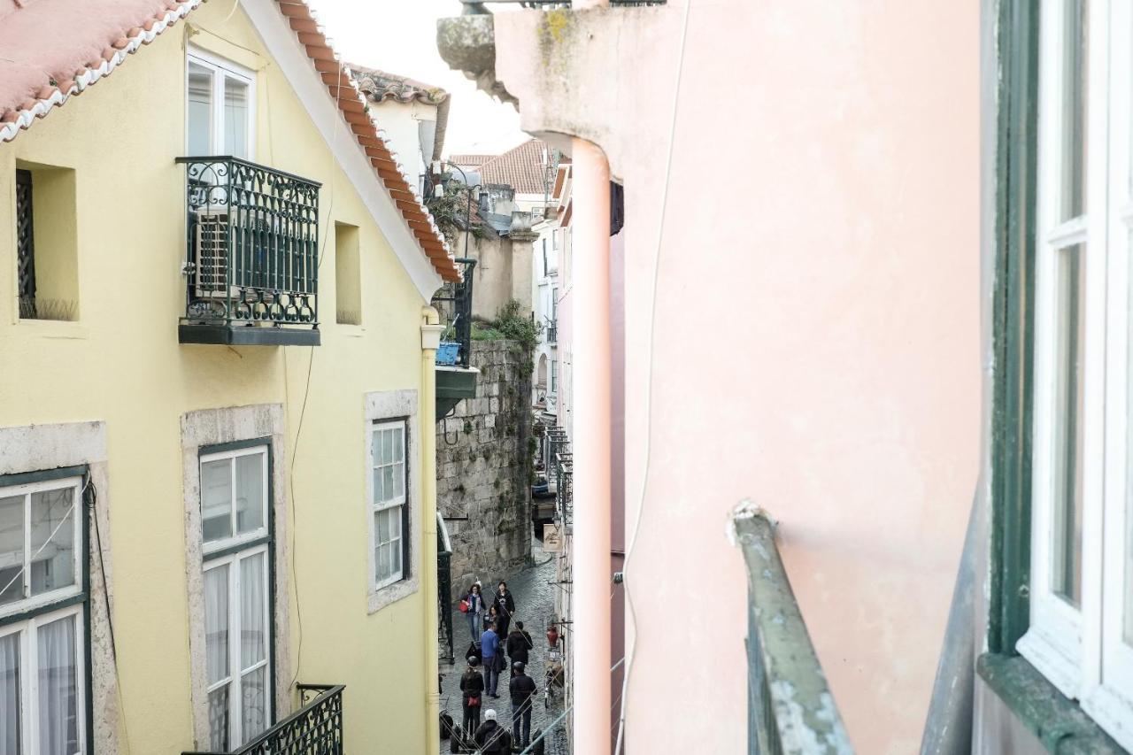 Appartamento Lisbon Alfama S. Pedro Typical Esterno foto